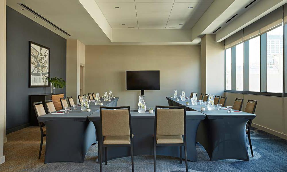 sycamore-room-meeting-space-u-shape-sawyer-sacramento